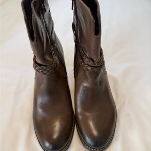 Umberto Raffini Dark Brown Heeled Boots